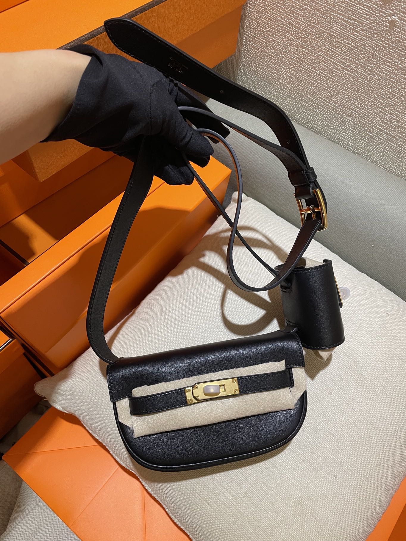 Hermes Kelly Moove Shoulder Bag In Black Swift Leather